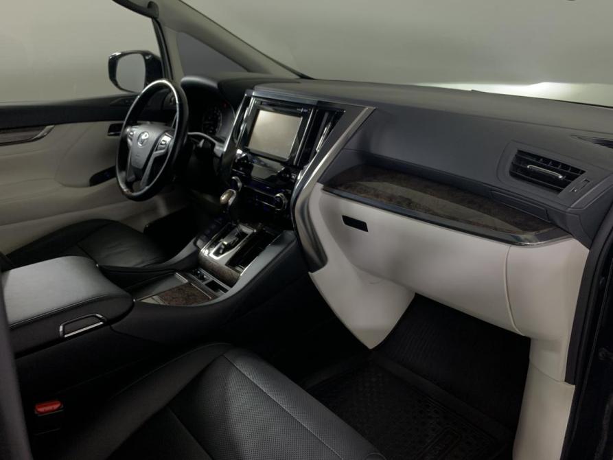 Toyota Alphard III Рестайлинг Москва  - изображение 13