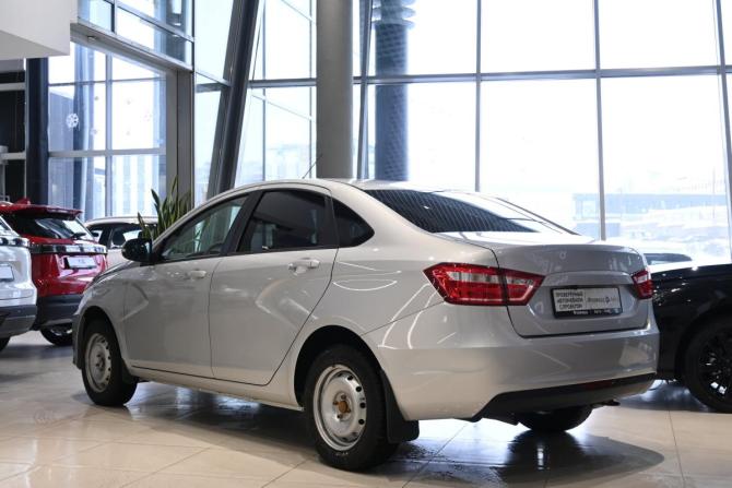 Lada (ВАЗ) Vesta I с пробегом 2020 года, цена 995 000 рублей, 61677 км, седан, Автокод Объявления
