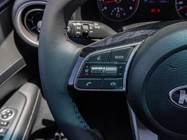 Kia K3 II с пробегом 2018 года, цена 1 649 000 рублей, 126351 км, седан, Автокод Объявления