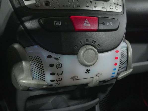 Toyota Aygo I с пробегом 2009 года, цена 433 000 рублей, 88000 км, хэтчбек, Автокод Объявления