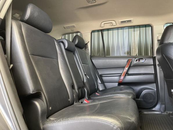 Toyota Highlander II (XU40) Рестайлинг с пробегом 2011 года, цена 2 000 000 рублей, 187857 км, внедорожник, Автокод Объявления