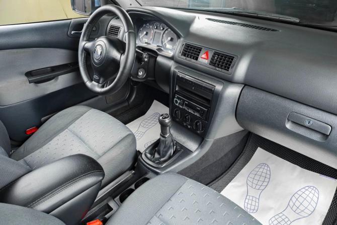 Skoda Octavia I (A4) Рестайлинг с пробегом 2009 года, цена 499 000 рублей, 311000 км, лифтбек, Автокод Объявления