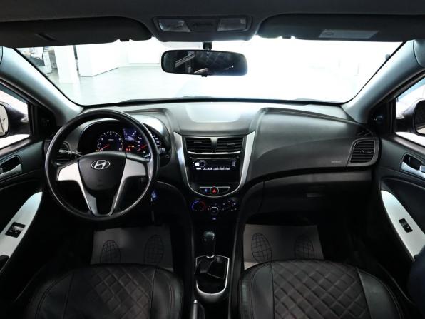 Hyundai Solaris I с пробегом 2014 года, цена 760 000 рублей, 170372 км, хэтчбек, Автокод Объявления