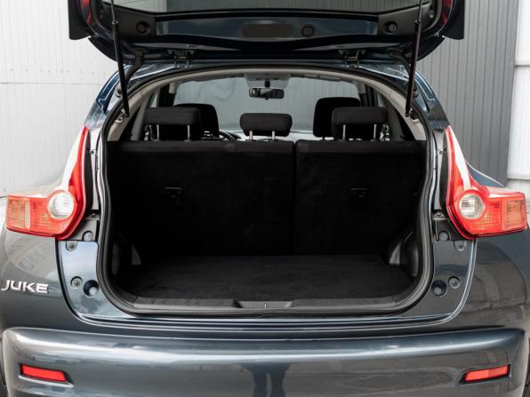 Nissan Juke I с пробегом 2012 года, цена 1 015 000 рублей, 119445 км, внедорожник, Автокод Объявления