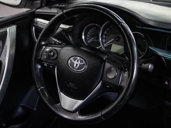 Toyota Corolla XI (E160 E170 E180) с пробегом 2013 года, цена 1 079 000 рублей, 178000 км, седан, Автокод Объявления