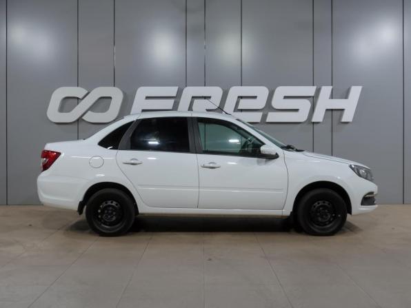 Lada (ВАЗ) Granta I Рестайлинг с пробегом 2024 года, цена 869 000 рублей, 38614 км, седан, Автокод Объявления