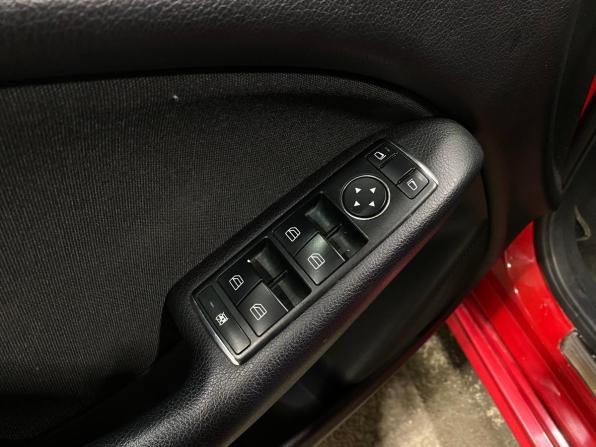 Mercedes-Benz B-Класс II (W246) с пробегом 2013 года, цена 800 000 рублей, 183288 км, хэтчбек, Автокод Объявления