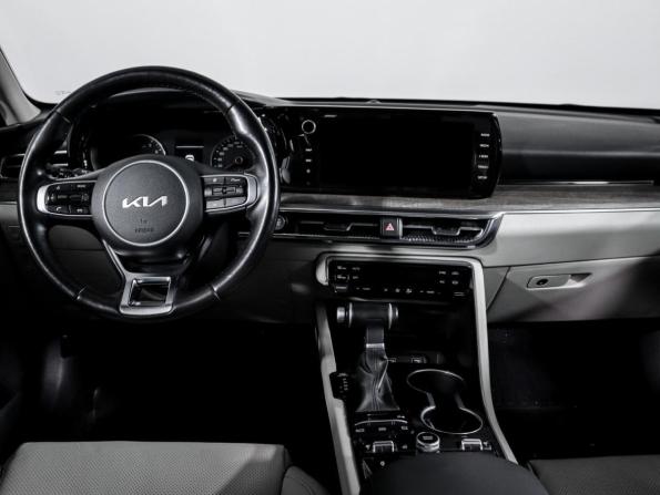 Kia K5 III с пробегом 2022 года, цена 2 915 000 рублей, 48629 км, седан, Автокод Объявления