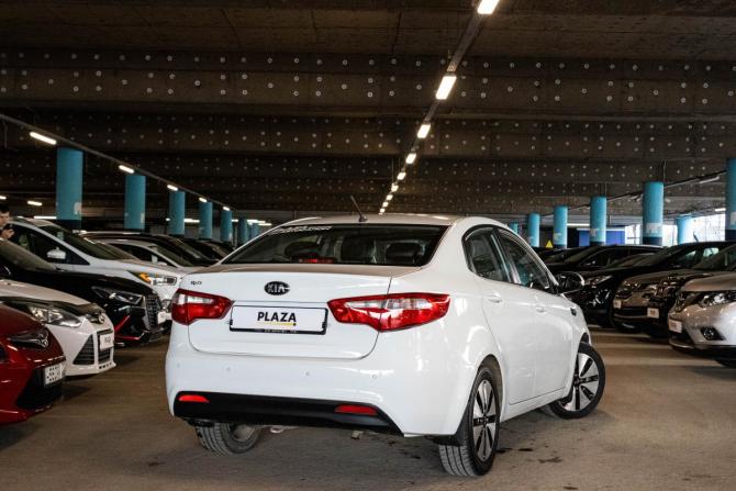 Kia Rio III с пробегом 2014 года, цена 999 000 рублей, 232593 км, седан, Автокод Объявления