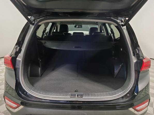 Hyundai Santa Fe IV с пробегом 2018 года, цена 2 799 000 рублей, 191128 км, внедорожник, Автокод Объявления
