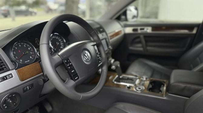 Volkswagen Touareg I Рестайлинг с пробегом 2007 года, цена 1 190 000 рублей, 255000 км, внедорожник, Автокод Объявления