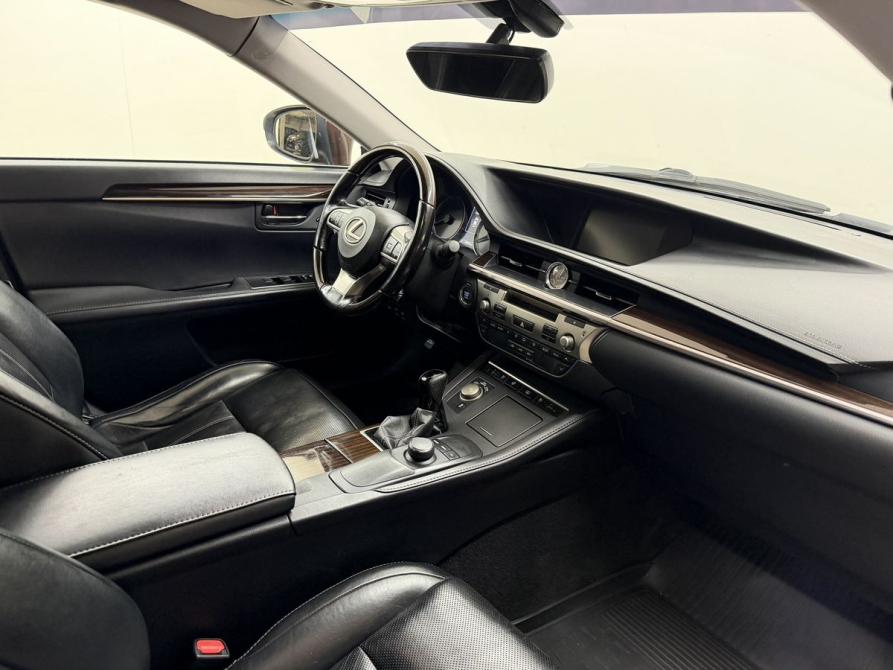 Lexus ES VI Рестайлинг Вологда  - изображение 12