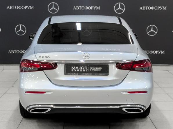 Mercedes-Benz E-Класс V (W213 S213 C238) Рестайлинг с пробегом 2022 года, цена 4 400 000 рублей, 72000 км, седан, Автокод Объявления