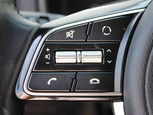Kia Sportage IV Рестайлинг с пробегом 2019 года, цена 2 379 000 рублей, 87982 км, внедорожник, Автокод Объявления