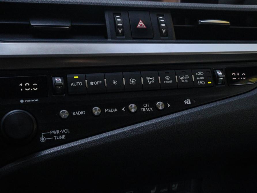 Lexus ES VII Москва  - изображение 17