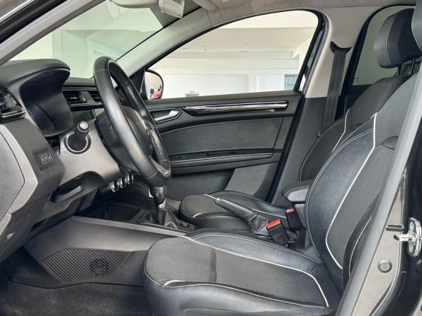 Renault Arkana I с пробегом 2019 года, цена 1 377 000 рублей, 156970 км, внедорожник, Автокод Объявления