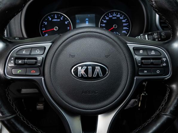 Kia Sportage IV с пробегом 2017 года, цена 2 220 000 рублей, 98000 км, внедорожник, Автокод Объявления