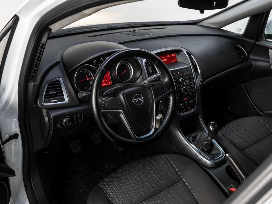 Opel Astra J Рестайлинг Тюмень  - изображение 10