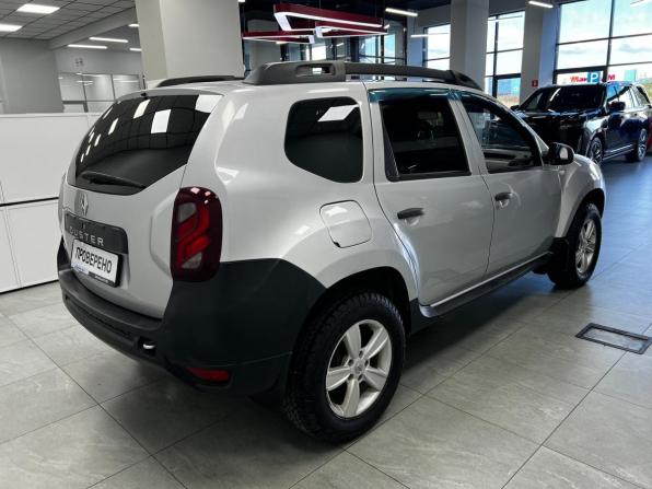 Renault Duster I Рестайлинг с пробегом 2018 года, цена 1 099 000 рублей, 114000 км, внедорожник, Автокод Объявления