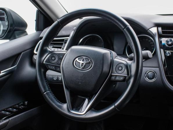 Toyota Camry VIII (XV70) с пробегом 2020 года, цена 2 890 000 рублей, 59420 км, седан, Автокод Объявления