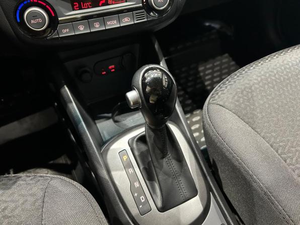 Kia Rio III Рестайлинг с пробегом 2016 года, цена 1 169 000 рублей, 49558 км, седан, Автокод Объявления