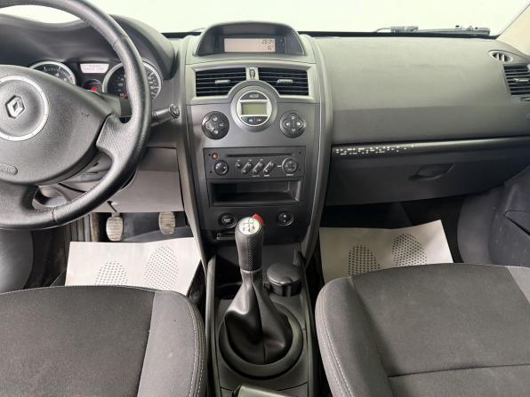 Renault Megane II Рестайлинг с пробегом 2008 года, цена 495 000 рублей, 215845 км, седан, Автокод Объявления