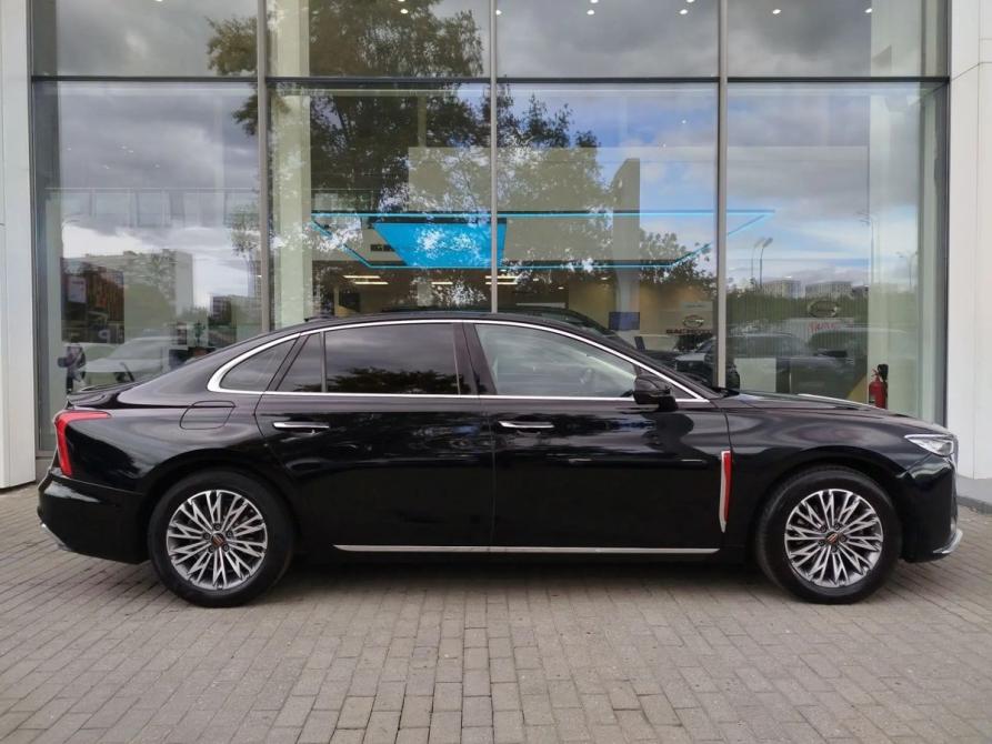 Hongqi H5 II Москва  - изображение 9