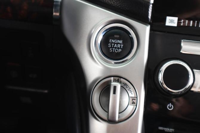 Toyota Land Cruiser 200 Series с пробегом 2012 года, цена 2 999 000 рублей, 197000 км, внедорожник, Автокод Объявления