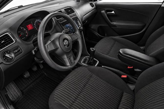 Volkswagen Polo V с пробегом 2012 года, цена 629 000 рублей, 272000 км, седан, Автокод Объявления