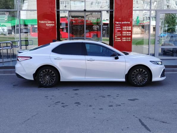 Toyota Camry VIII (XV70) Рестайлинг с пробегом 2022 года, цена 3 589 000 рублей, 45350 км, седан, Автокод Объявления