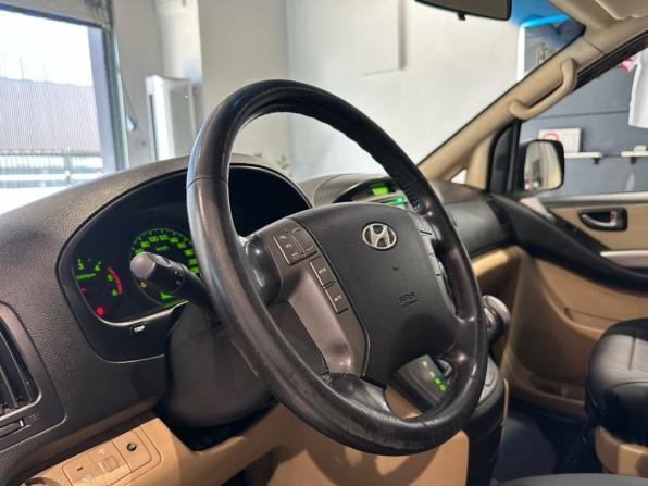 Hyundai Grand Starex I с пробегом 2008 года, цена 1 140 000 рублей, 177173 км, минивэн, Автокод Объявления