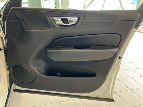 Volvo XC60 II с пробегом 2020 года, цена 4 255 900 рублей, 51059 км, внедорожник, Автокод Объявления
