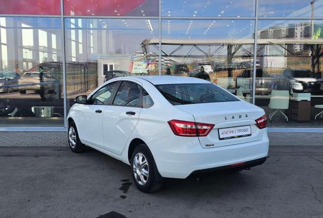Lada (ВАЗ) Vesta I с пробегом 2018 года, цена 820 000 рублей, 94640 км, седан, Автокод Объявления
