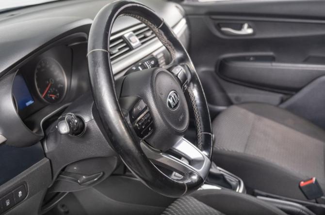 Kia Rio IV с пробегом 2017 года, цена 1 399 000 рублей, 89000 км, седан, Автокод Объявления