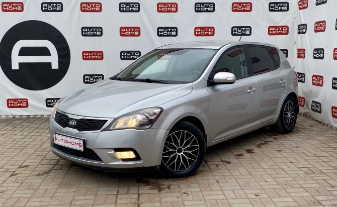 Kia Ceed I Рестайлинг с пробегом 2012 года, цена 739 900 рублей, 130565 км, хэтчбек, Автокод Объявления