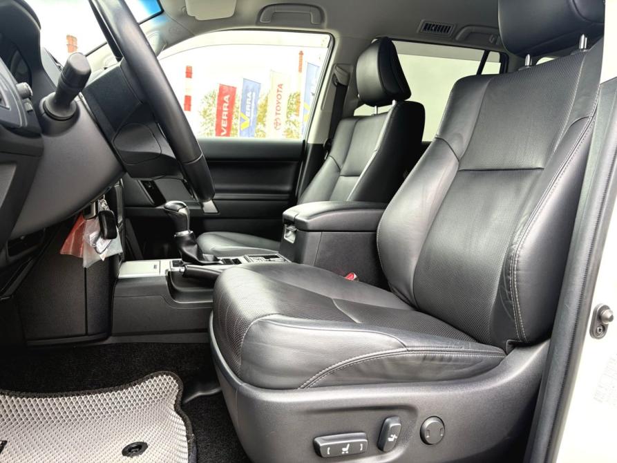 Toyota Land Cruiser Prado 150 Series Рестайлинг 3 Пермь  - изображение 19