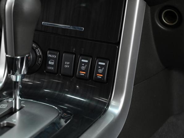 Nissan Pathfinder III Рестайлинг с пробегом 2010 года, цена 1 349 000 рублей, 177000 км, внедорожник, Автокод Объявления