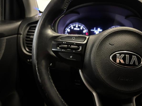 Kia Rio IV с пробегом 2018 года, цена 1 349 000 рублей, 57962 км, седан, Автокод Объявления