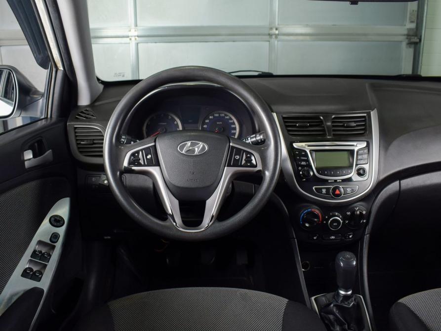 Hyundai Solaris I Кемерово  - изображение 8