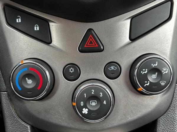 Chevrolet Aveo II с пробегом 2014 года, цена 675 000 рублей, 163923 км, седан, Автокод Объявления
