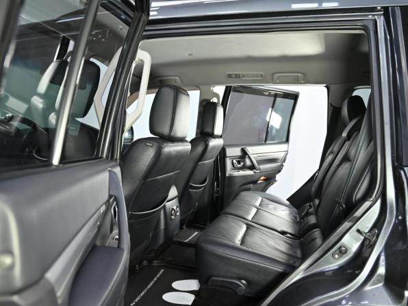 Mitsubishi Pajero IV Рестайлинг 1 с пробегом 2012 года, цена 1 549 000 рублей, 186000 км, внедорожник, Автокод Объявления