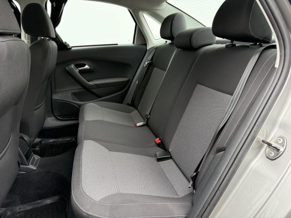 Volkswagen Polo V Рестайлинг с пробегом 2018 года, цена 1 130 000 рублей, 149500 км, седан, Автокод Объявления
