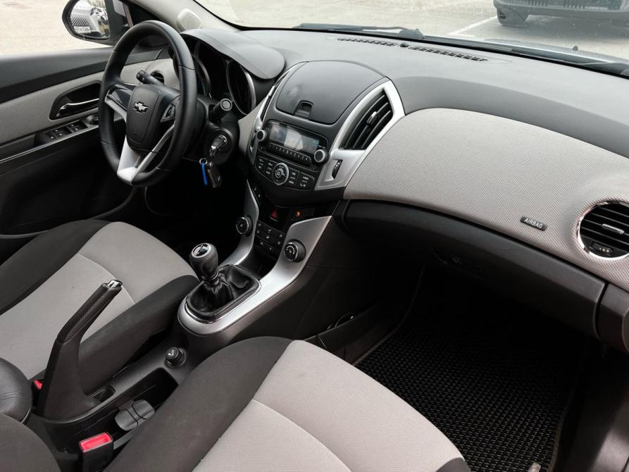 Chevrolet Cruze I Рестайлинг Волгоград  - изображение 23