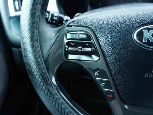 Kia Ceed II Рестайлинг с пробегом 2018 года, цена 879 000 рублей, 260416 км, универсал, Автокод Объявления