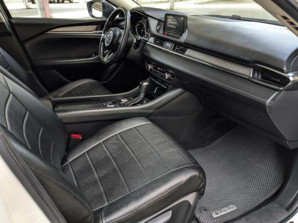 Mazda 6 III (GJ) Рестайлинг 2 с пробегом 2019 года, цена 2 299 500 рублей, 112000 км, седан, Автокод Объявления
