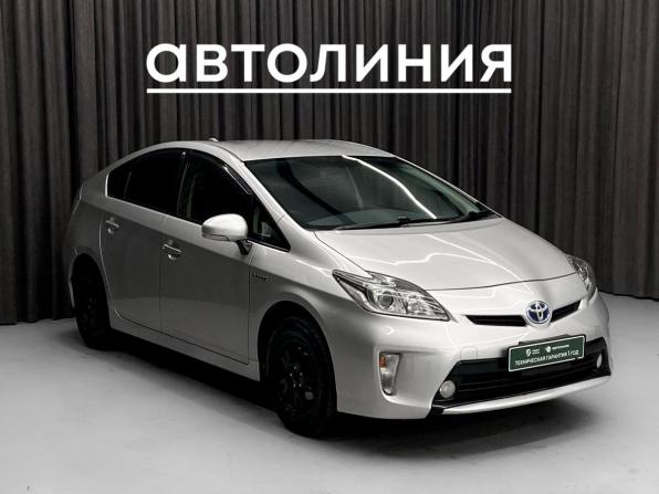 Toyota Prius III Рестайлинг (XW30) с пробегом 2015 года, цена 1 420 000 рублей, 154000 км, лифтбек, Автокод Объявления
