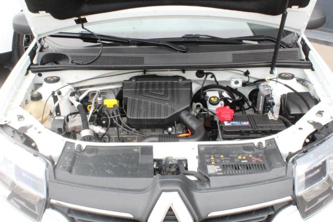 Renault Logan II Рестайлинг с пробегом 2018 года, цена 955 000 рублей, 82909 км, седан, Автокод Объявления
