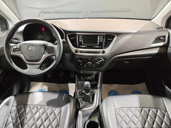 Hyundai Solaris II с пробегом 2018 года, цена 1 100 000 рублей, 126341 км, седан, Автокод Объявления