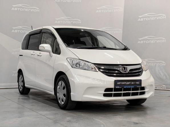 Honda Freed I Рестайлинг с пробегом 2013 года, цена 1 150 000 рублей, 170704 км, компактвэн, Автокод Объявления