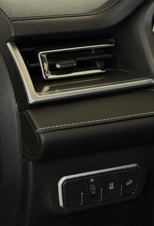 Haval M6 II с пробегом 2024 года, цена 1 810 000 рублей, 41242 км, внедорожник, Автокод Объявления